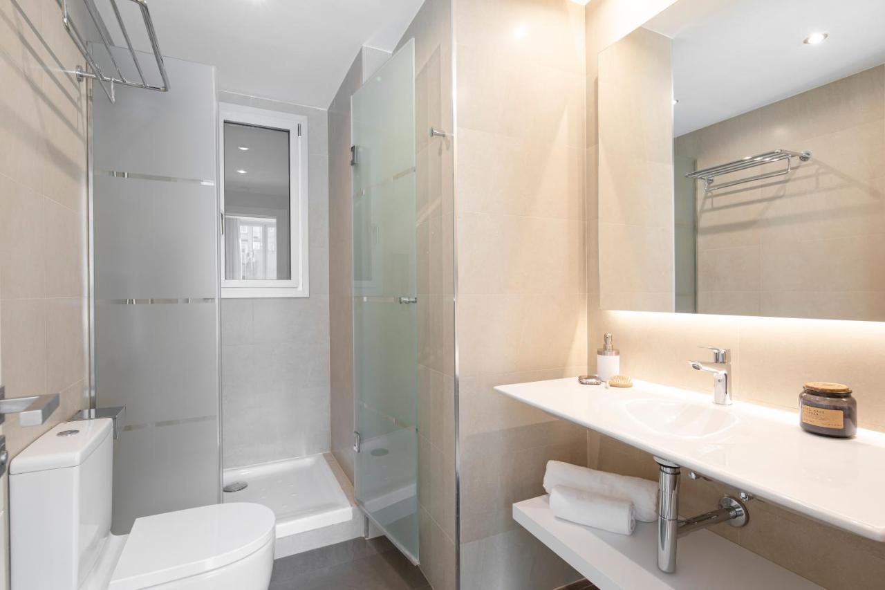 Apartamento de 3 dormitorios con balcón