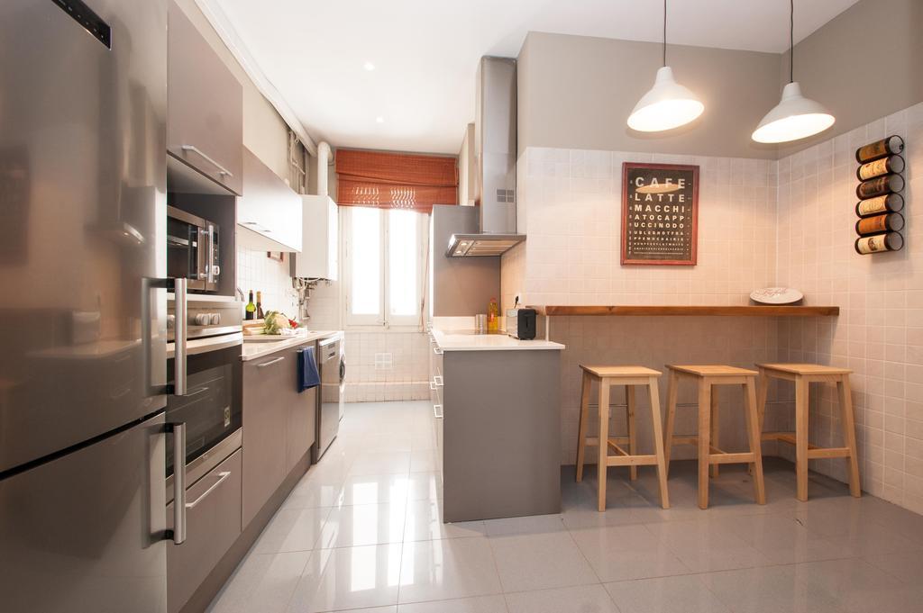 Luxury Three-Bedroom Apartment,408222135:JPEG