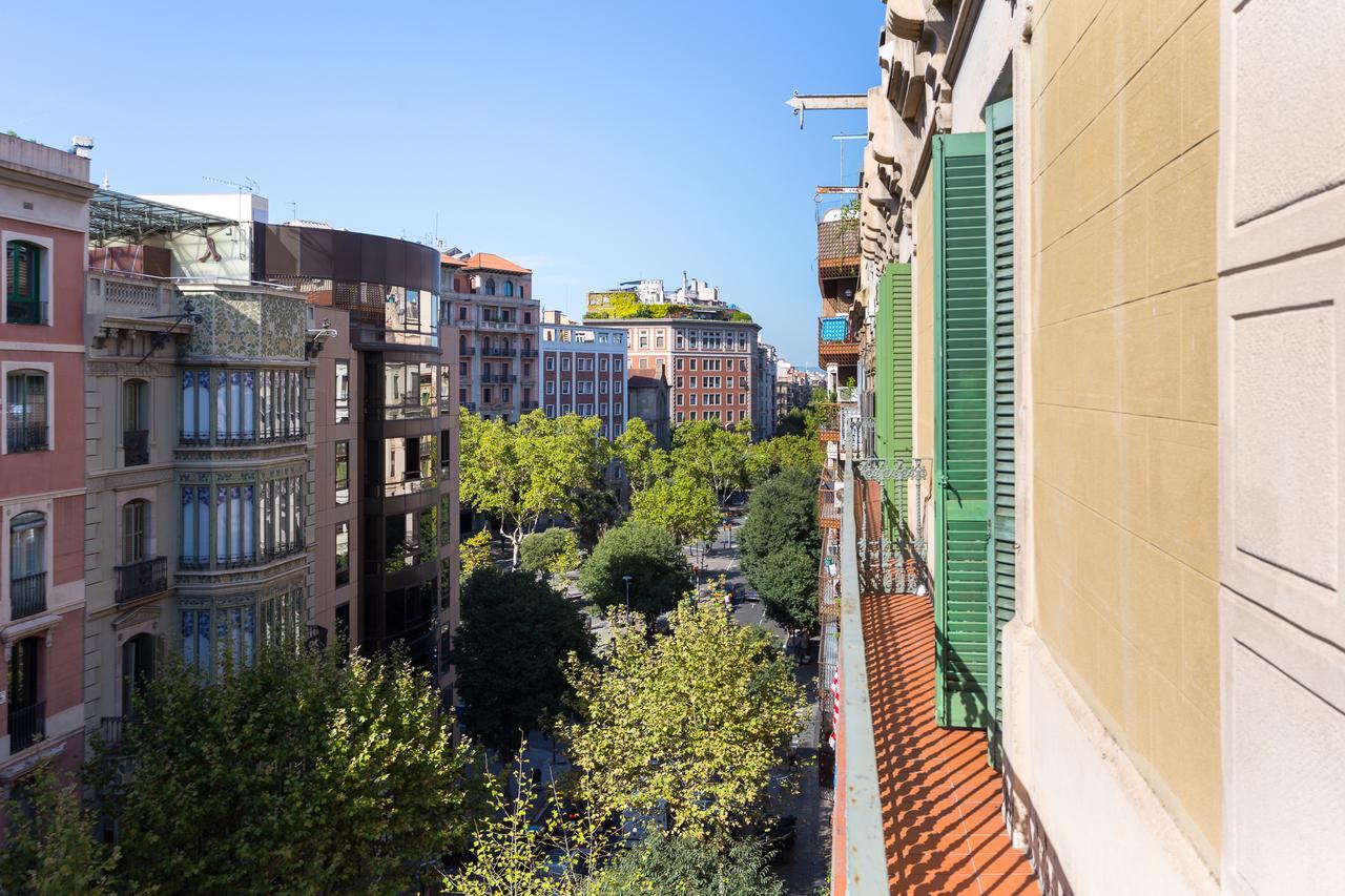 Apartamento de 3 dormitorios con balcón