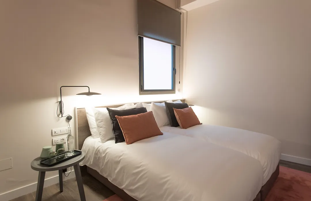 Casagrand Luxury Apartments Barcelona-1