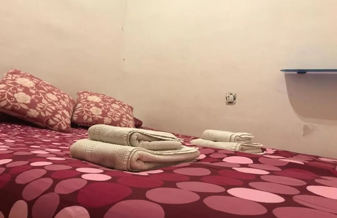 Rustic 2 Bedroom Apartment Poble Sec-1