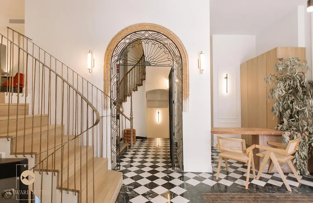 Castelar Palace By Seaward Suites-1