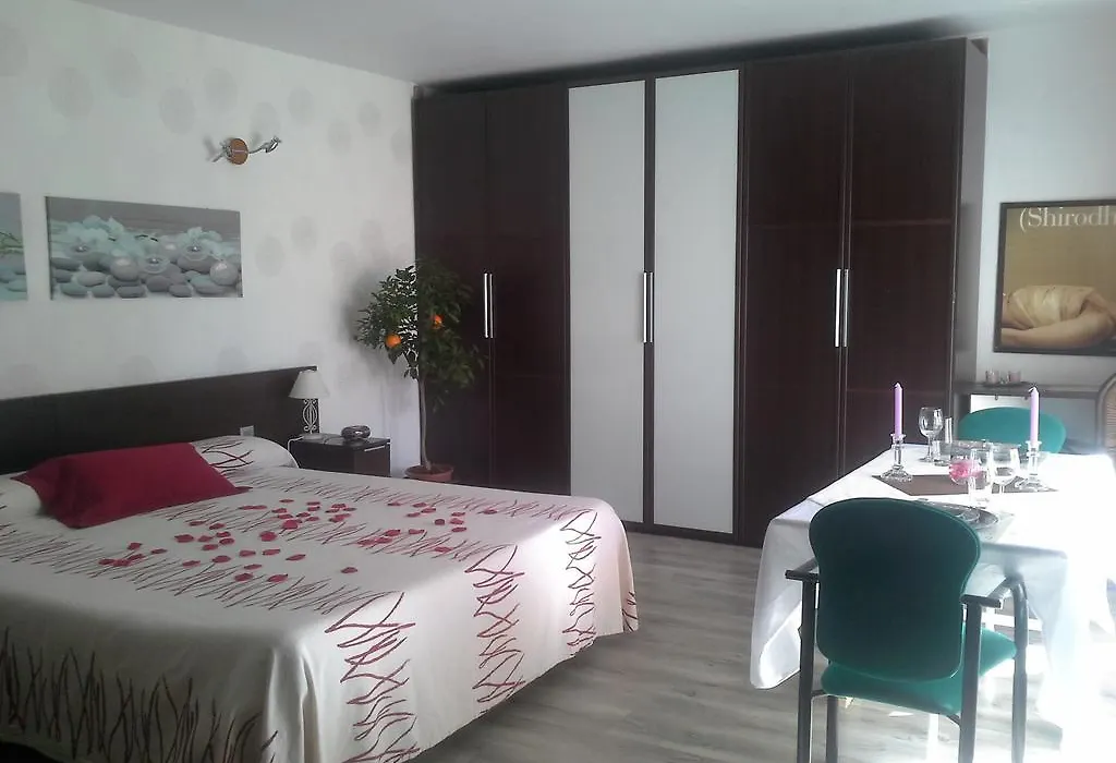B&B Com A Casa Teva (Adults Only)-1