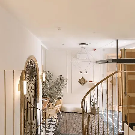 Castelar Palace By Seaward Suites-3