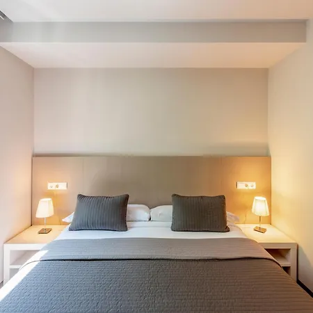 Espais Blaus Apartments-3