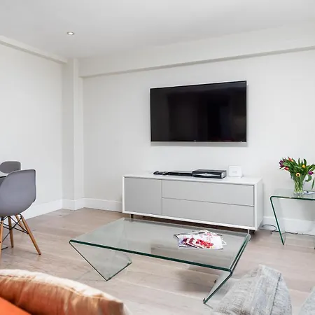 Nell Gwynn House Apartment-2