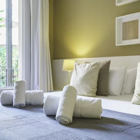 Ola Living Diagonal II Apartments-2