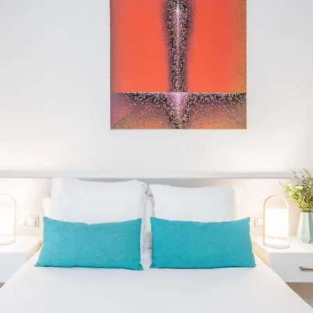 Feelathome Center Apartments-2