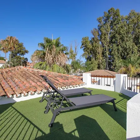 Linda Vista Beach Apartment-2