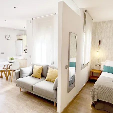 Feelathome Center Apartments-3