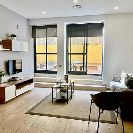 Feelathome Mozart Apartments-3