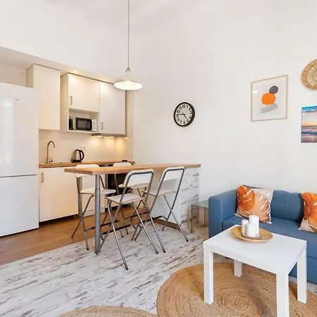 Lodging Apartments Pere IV-3
