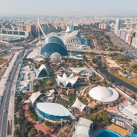 Apartamentos Ciudad De Las Artes Y Las Ciencias-2