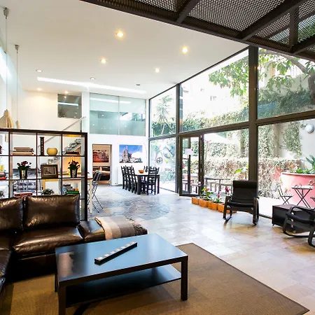 4 Rooms Barcelona-3