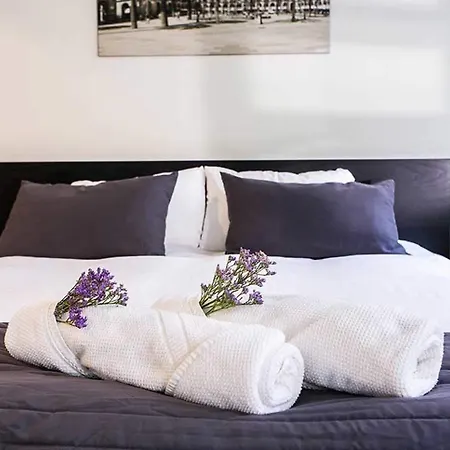 4 Rooms Barcelona-2