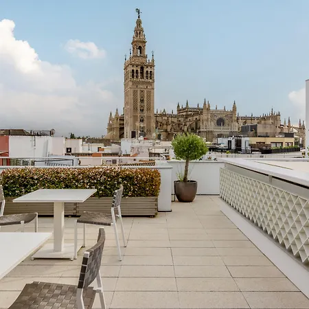 Numa Seville Molina-3