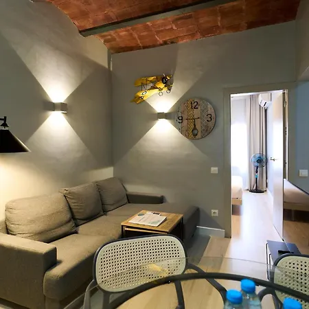 Fira Apartments By Gaiarooms-2