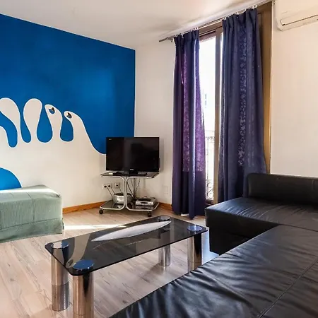 Apartamentos El Pintor-2