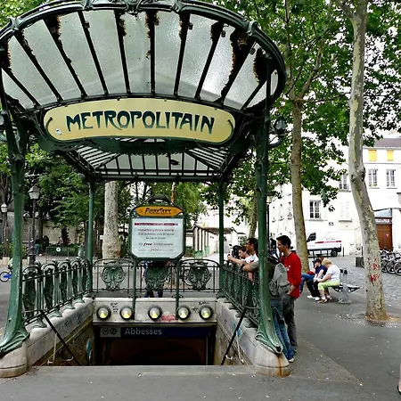 Abbesses Montmartre Apartment-3
