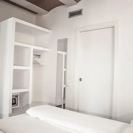 Barcelona Beach Apartments-2