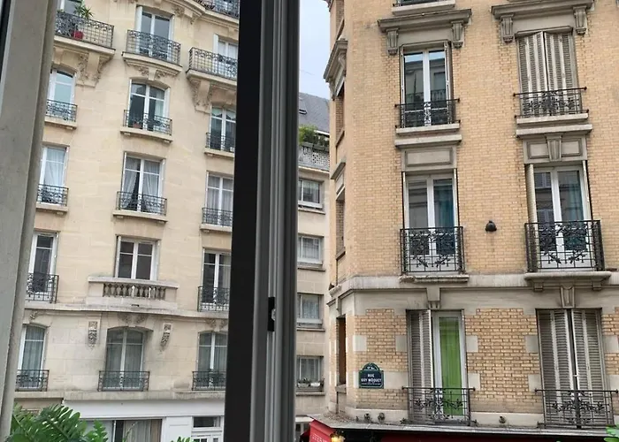 Nora Studio París