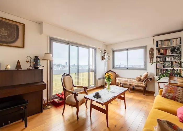 Diderot - Bel Appartement Avec Vue Panoramique Sur París