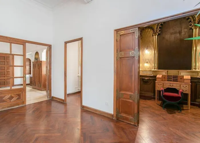 Canela Homes Barcelona Casa Serra