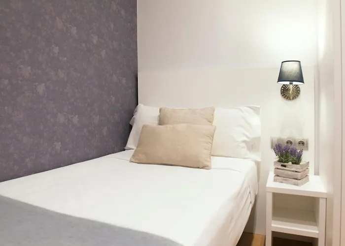 Apartamentos en AlquilerSuite Place Barcelona Corsega